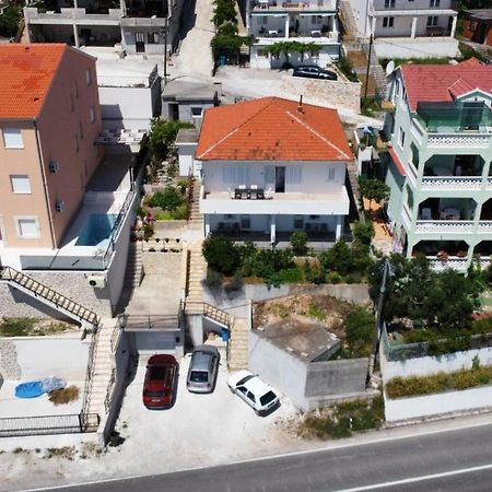 מרינה Apartmani Skalinada מראה חיצוני תמונה